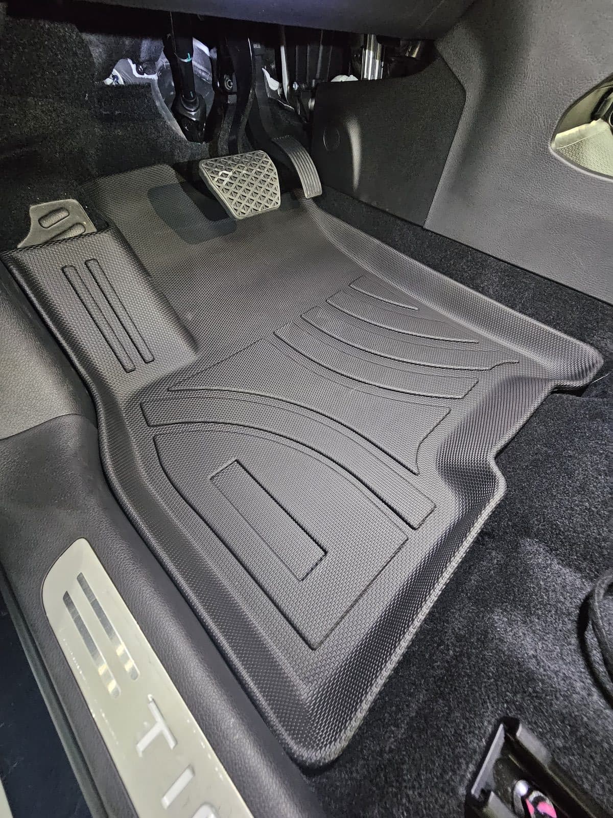 Tapete 3D Chery Tiggo 8 — foto 1