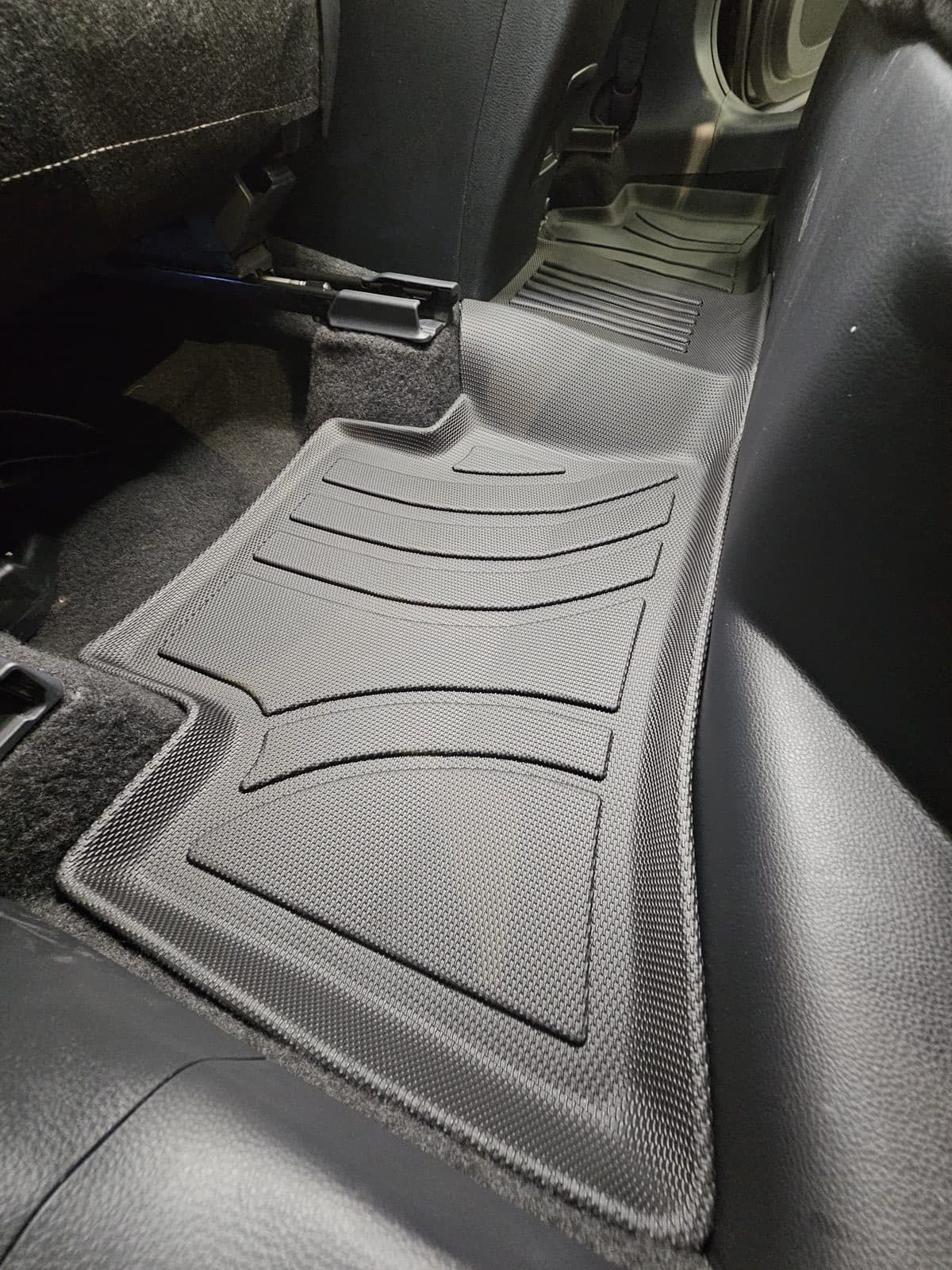 Tapete 3D Toyota Corolla Cross — foto 3